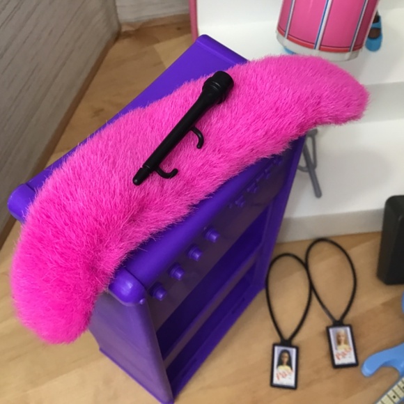 Barbie Jam’n Glam Dolls and HTF Drum Set - Picture 9 of 16